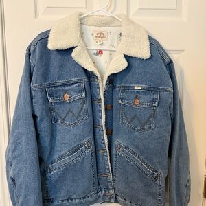 Wrangler Classic Blue Denim Jacket with Cream Sherpa Collar